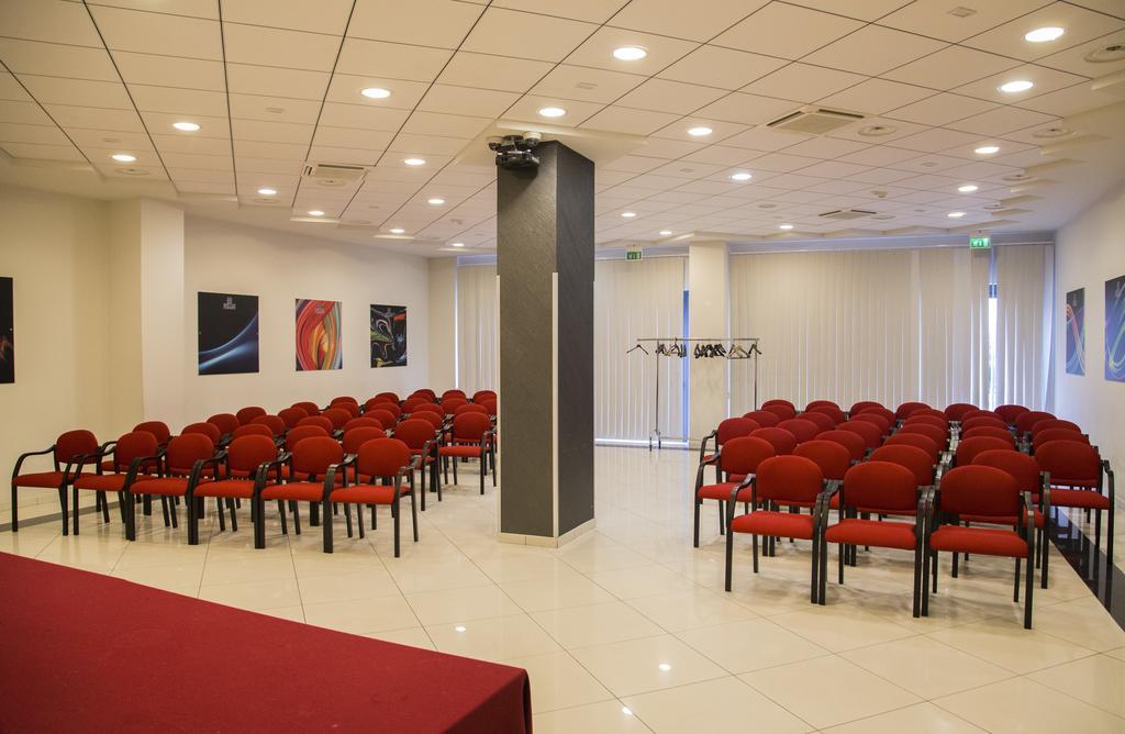Best Western Hotel Class Lamezia Lamezia Terme Dış mekan fotoğraf