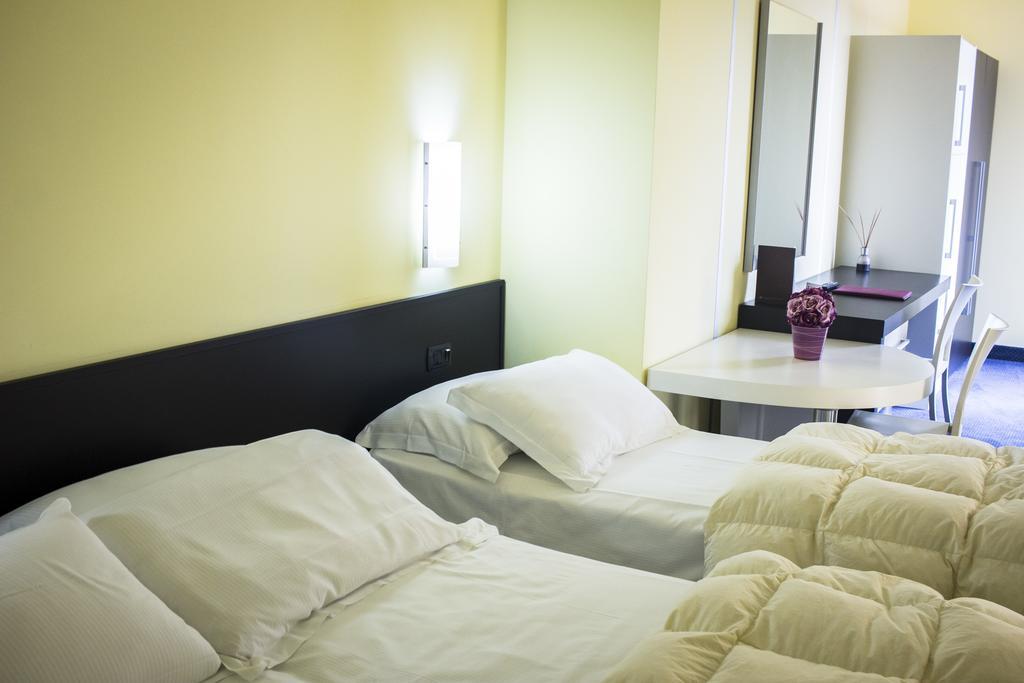 Best Western Hotel Class Lamezia Lamezia Terme Dış mekan fotoğraf